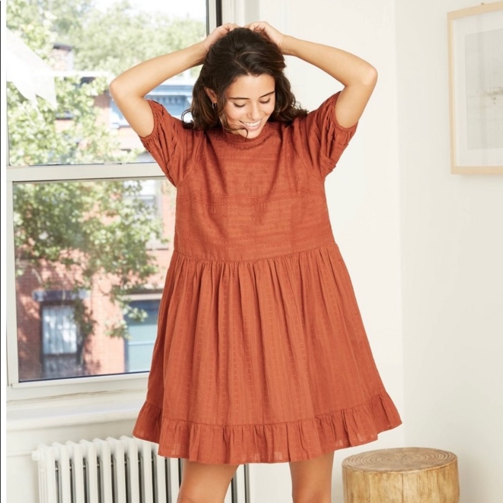 Women’s Puff Short Sleeve Dress